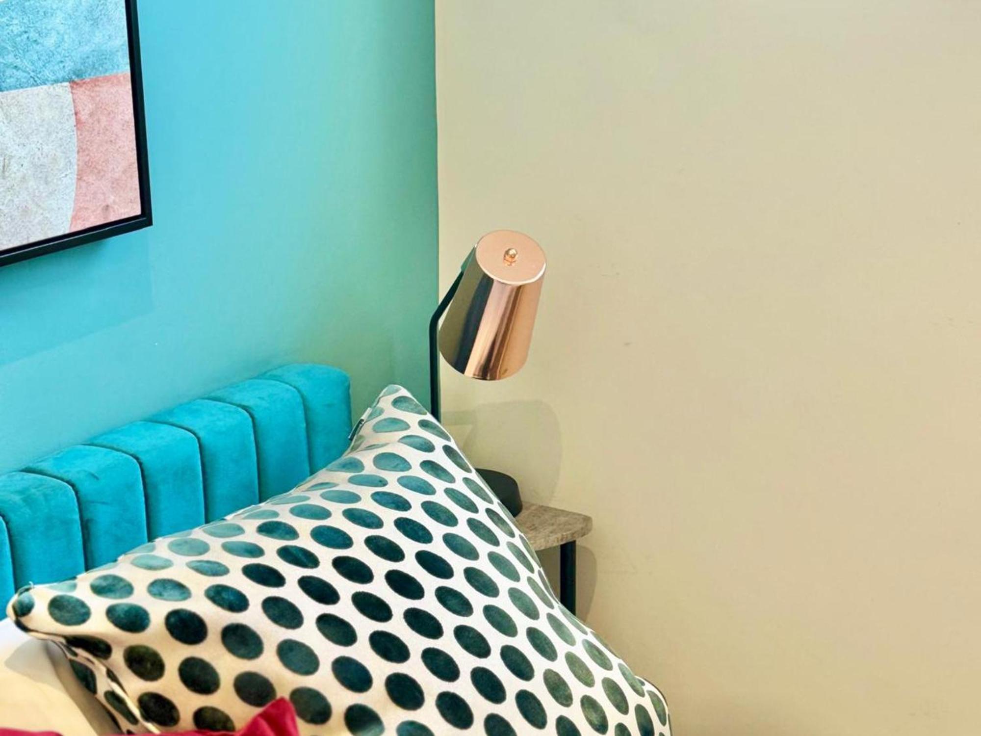 Chic Ensuite - 10% Off - 3 Min To Trains -pass The Keys *
